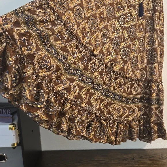 Flowy Patterned Maxi Skirt - Picture 3 of 9